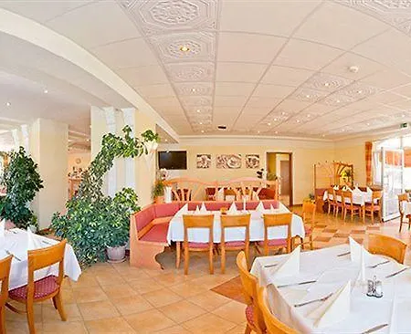 Apollon Hotel 3*